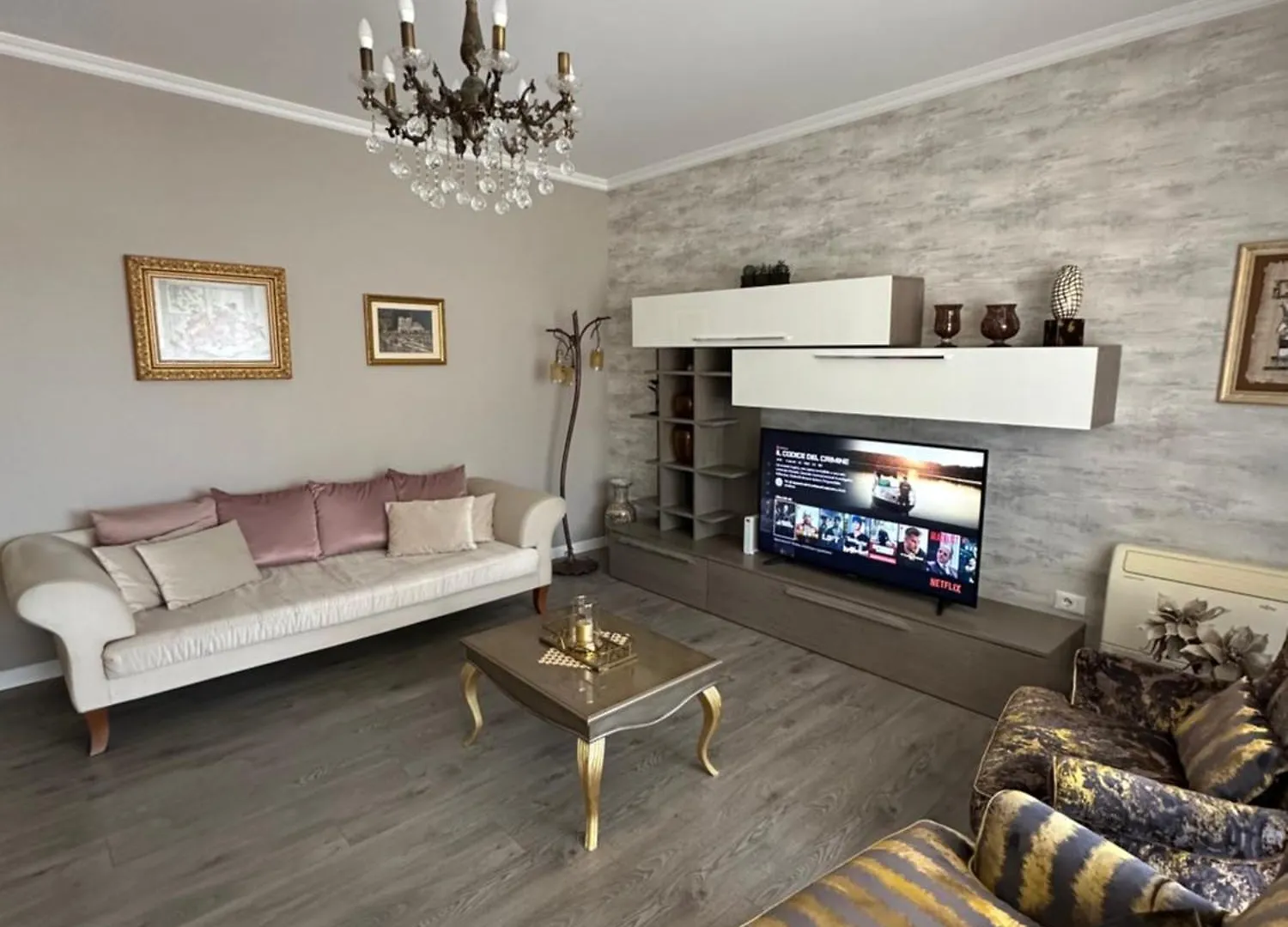 Apartment Galleria Tirana