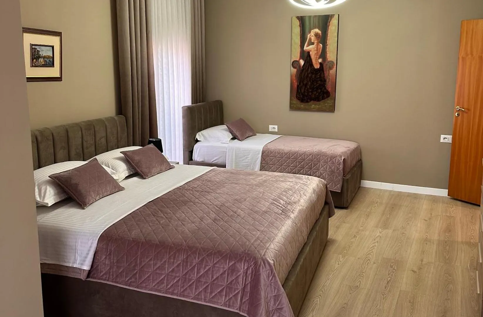 Apartment Galleria Tirana Albania